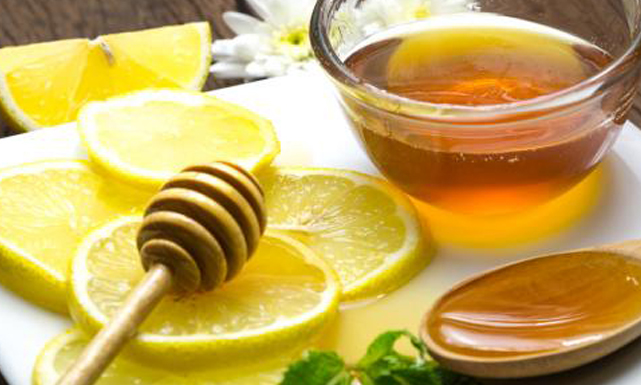 فوائد الشاي الأخضر بالليمون والعسل
