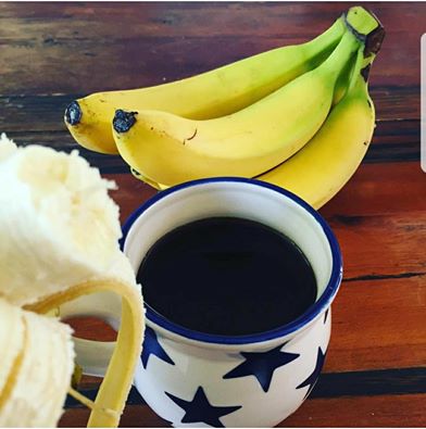 الموز والقهوة قبل التمرين