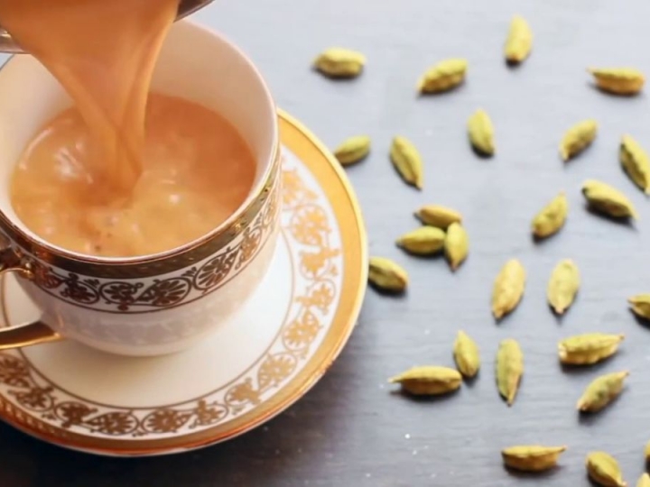 طريقة عمل شاي كرك بالزعفران