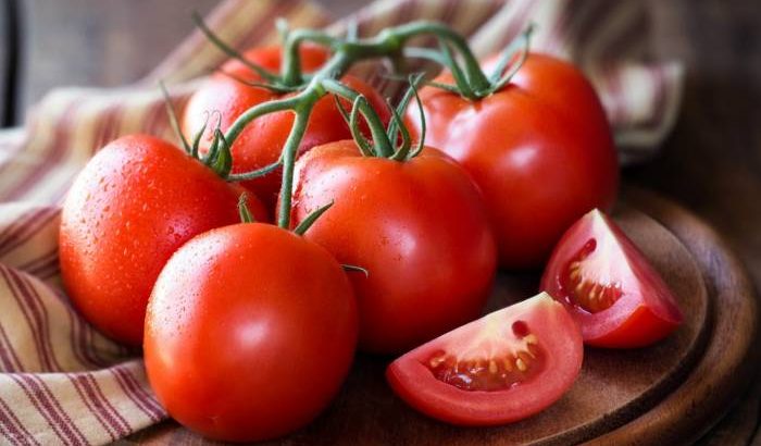 فوائد الطماطم للمرأة