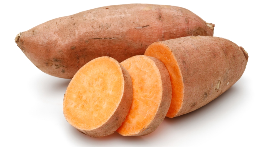 فوائد البطاطا النيئة للوجه
