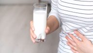 هل الحليب مفيد للقولون